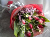 AHR1438 - Red & pink roses AHR1438 - Red & pink roses