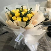 AHB9445 - Yellow roses AHB9445 - Yellow roses