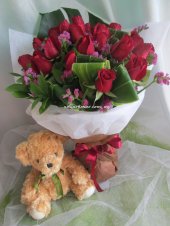 ABB502 - Red roses & bear ABB502 - Red roses & bear