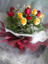 AHR1463 - Red & champagne roses AHR1463 - Red & champagne roses